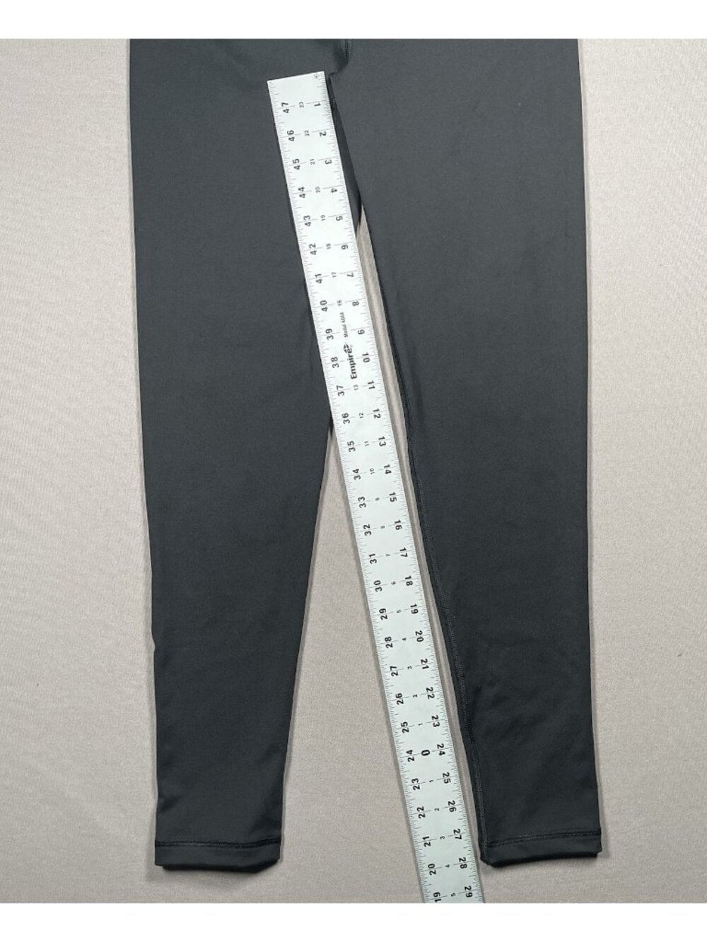 NWT Victoria Sport Knockout Black Tight Leggings 28" - Women Size Medium - Picture 13 of 15